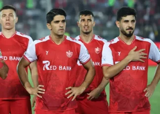 عدم وجود لوگوی پرسپولیس روی پیراهن ایگور سرگیف در بازی با استقلال خوزستان