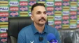 محمد نوری سرمربی صنعت نفت آبادان: برای نفت به دو ستون قول می‌دهیم