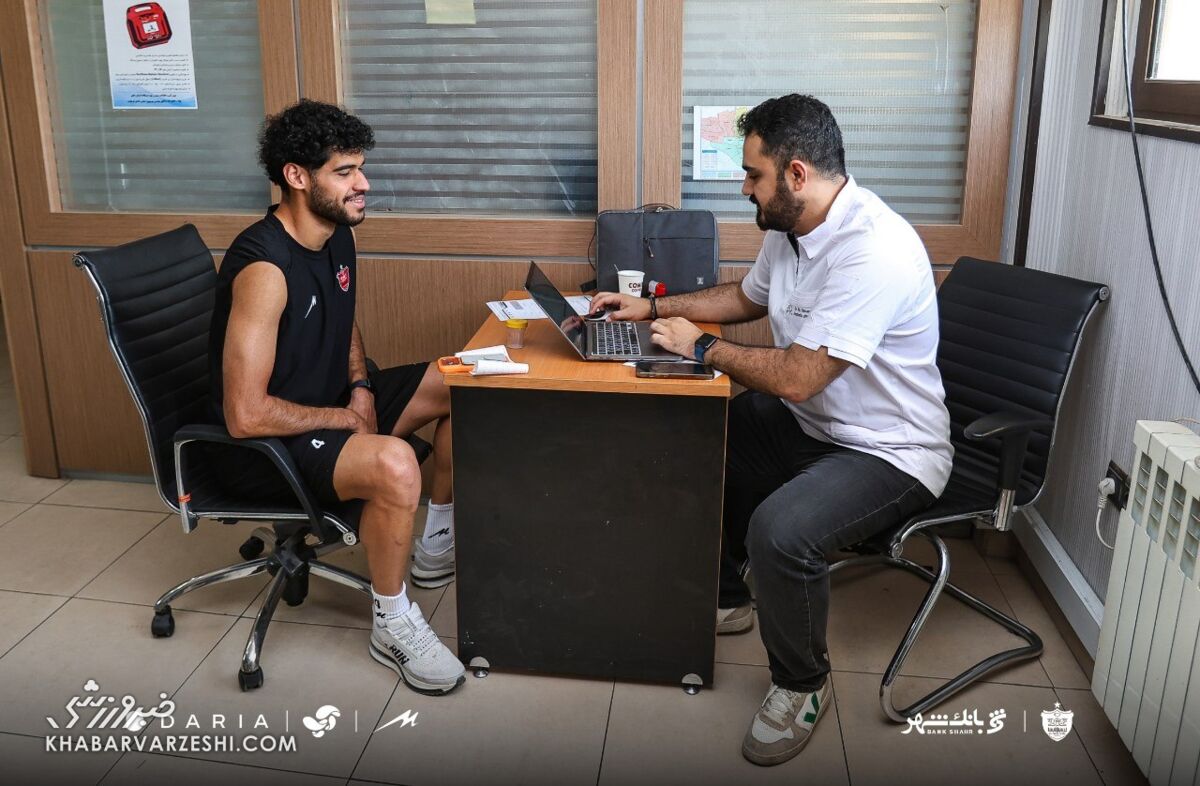 439290 تست پرسپولیس