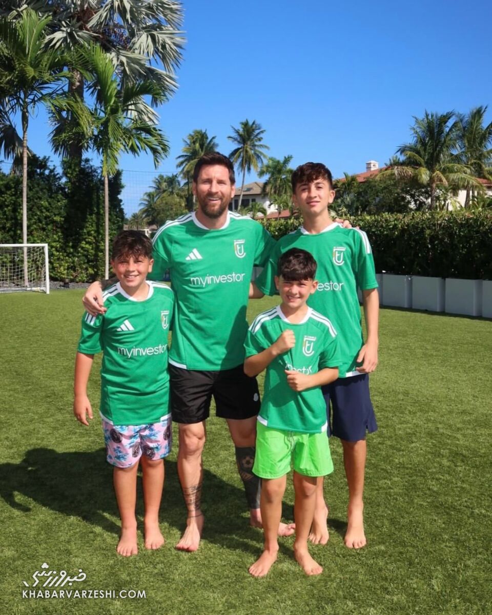 442959 لیونل مسی و پسرانش