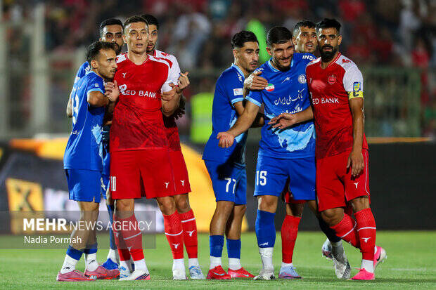 4706759 پرسپولیس با یک برد دو استقلال را زد/ سرخپوشان و تکراری یک نوستالوژی!