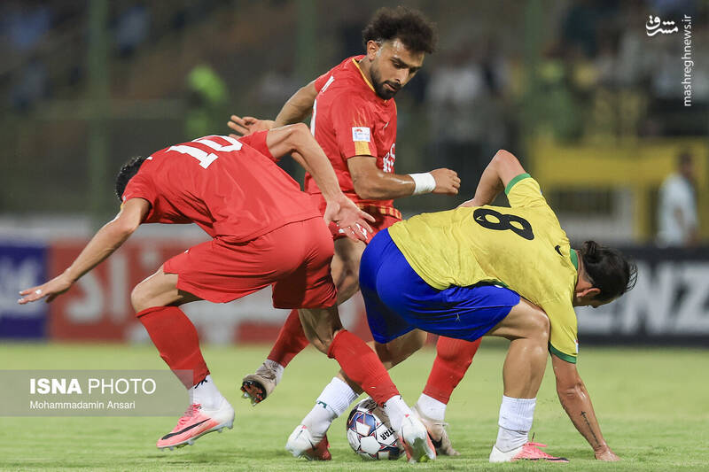 صنعت نفت آبادان 0 - فولاد خوزستان 3 صنعت نفت آبادان 0 - فولاد خوزستان 3