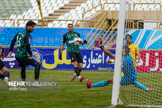 5884306 لیگ برتر در جستوجوی اولینها/ از دومین برد پرسپولیس تا نخستین امتیاز