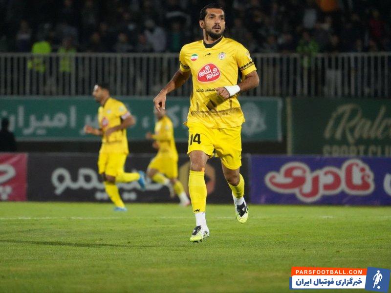 عکس؛ زبیر نیک نفس که فصل پیش را در فجر سپاسی دنبال کرد حالا بازیکن مس شهربابک است