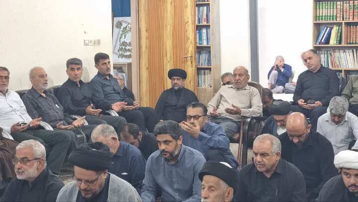 6129809 گناوه در سوگ پیامبر رحمت(ص) و کریم اهل بیت(ع) غرق ماتم شد