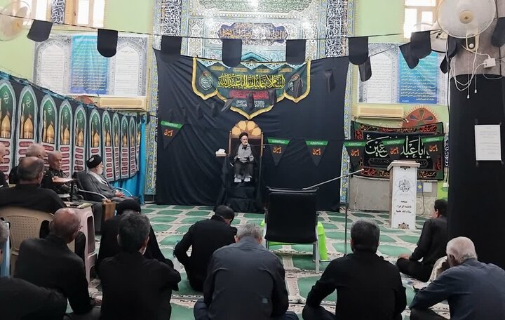 6129837 مراسم قرائت زیارت پیامبر اعظم(ص) در «دیر» برگزار شد