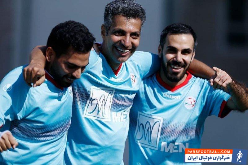 کلیپ ؛ طعنه سنگین عادل فردوسی پور به اقدام جنجالی بازیکنان استقلال + فیلم