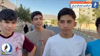 فیلم ؛ هوادار استقلال پیش از شروع بازی مقابل پیکان: یاسر آسانی را با شکایت نمی‌توانند از استقلال بگیرند