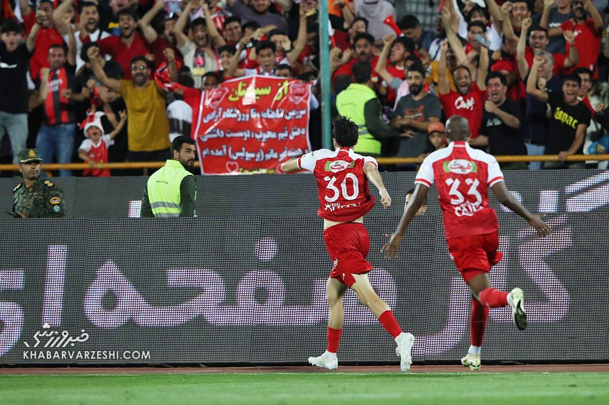 شادی گل گیورگی گولسیانی در دیداری پرسپولیس - مس