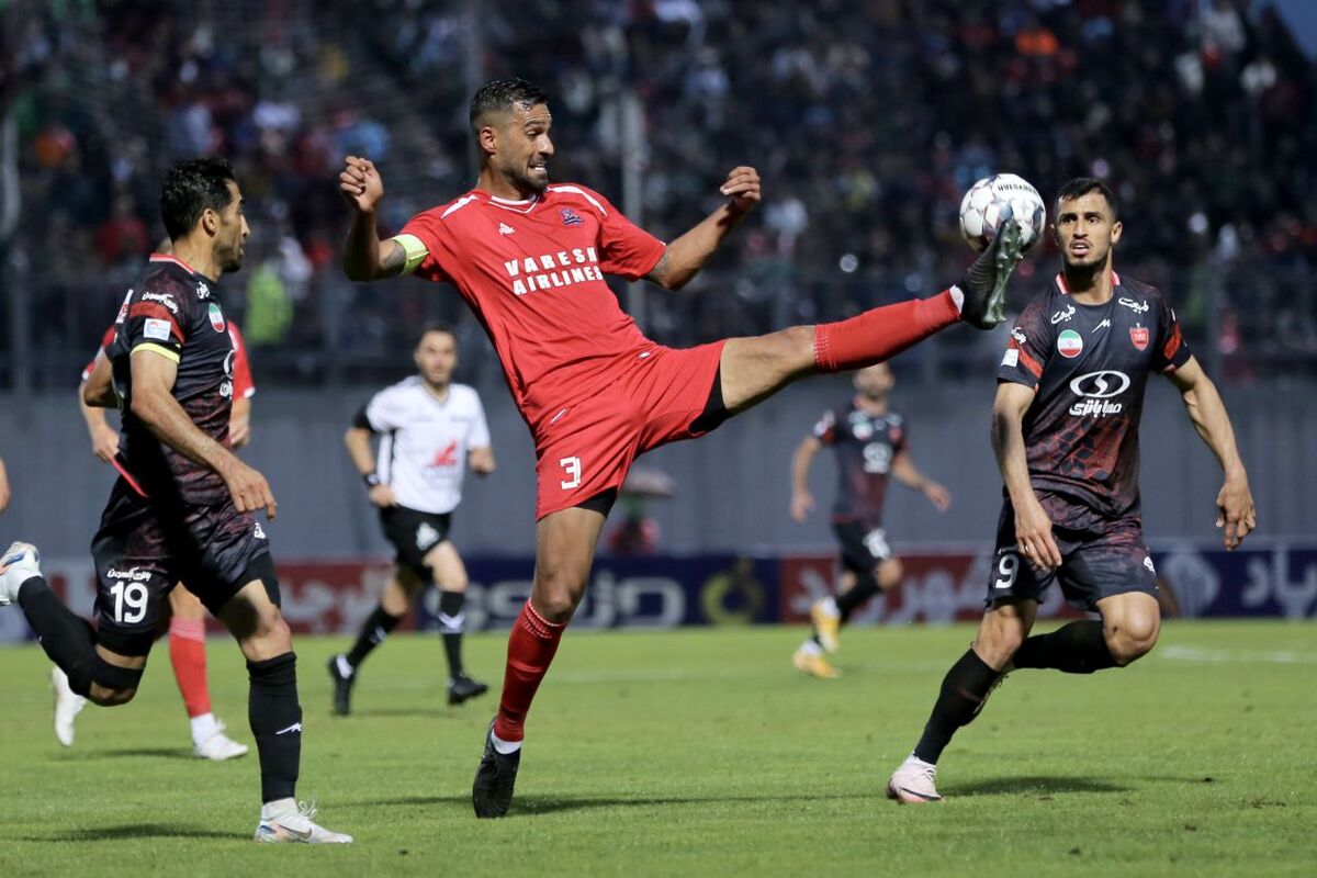 383905 پرسپولیس