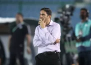 وحید هاشمیان اخیراً پستی در کنار علی پروین، حسین فرکی و محمد خاکپور منتشر کرد