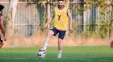 مبارزه سلمانی و تارتار بر سر تصاحب توپ در تصویر منتشرشده رسانه پرسپولیس