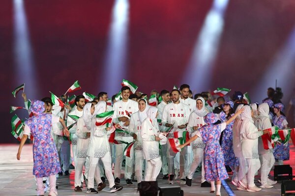 6179657 تصاویری از رژه کاروان ایران در مراسم افتتاحیه؛ حضور پررنگ بانوان