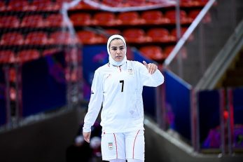 فرشته کریمی ستاره سابق تیم ملی فوتسال ایران به تیم فوتبال زنان پرسپولیس پیوست
