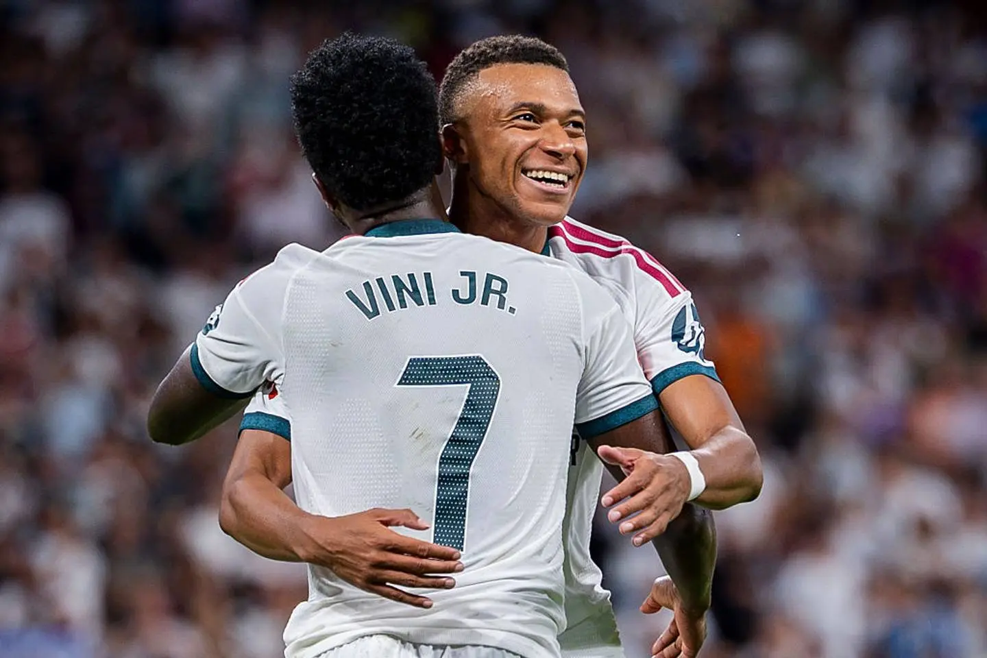 d8b1d8a6d8a7d984d985d8a7d8afd8b1db8cd8af-2 نبرد حماسی و حساس رئال مادرید و رئال بتیس