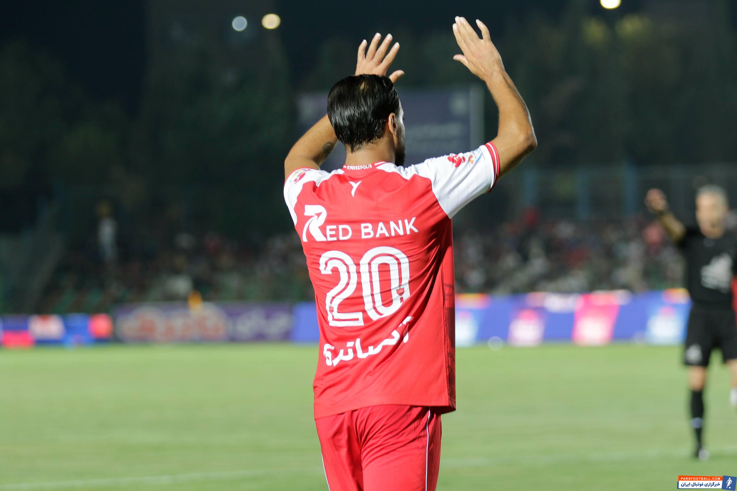تصاویری از دیدار پرسپولیس 2-0 ذوب آهن هفته ششم لیگ برتر فصل 1405/1406