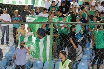 تصاویری از حضور هواداران ذوب آهن در ورزشگاه شهر قدس دیدار برابر پرسپولیس
