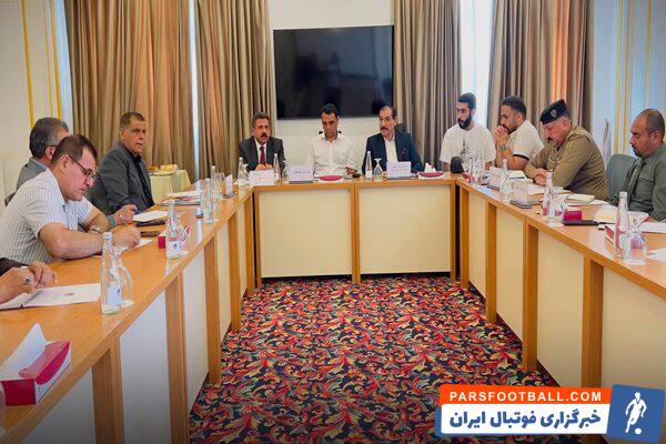 تصویری از حضور فتاحی در شهر بصره برای هماهنگی برگزاری بازی استقلال با السد 