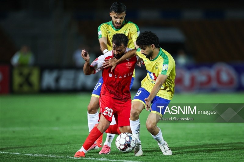 1405071722104046838518414 تیم فوتبال پرسپولیس , تیم فوتبال صنعت نفت آبادان , لیگ برتر فوتبال , فوتبال ,