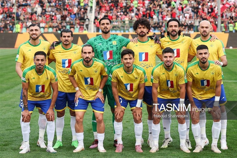 140507172210500438518414 تیم فوتبال صنعت نفت آبادان ,
