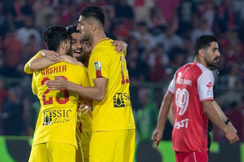 1405080410395621838721664 استقلال , تیم فوتبال پرسپولیس , لیگ برتر فوتبال , فوتبال , مهدی تارتار , تیم فوتبال تراکتور تبریز ,