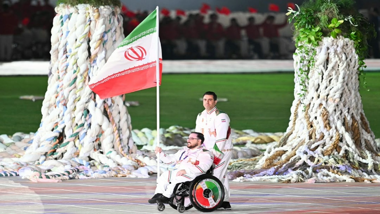 رژه کاروان جانفدای ایران قوی در بازیهای پاراآسیایی ناگویا+ فیلم و عکس رژه کاروان جانفدای ایران قوی در بازیهای پاراآسیایی ناگویا+ فیلم و عکس