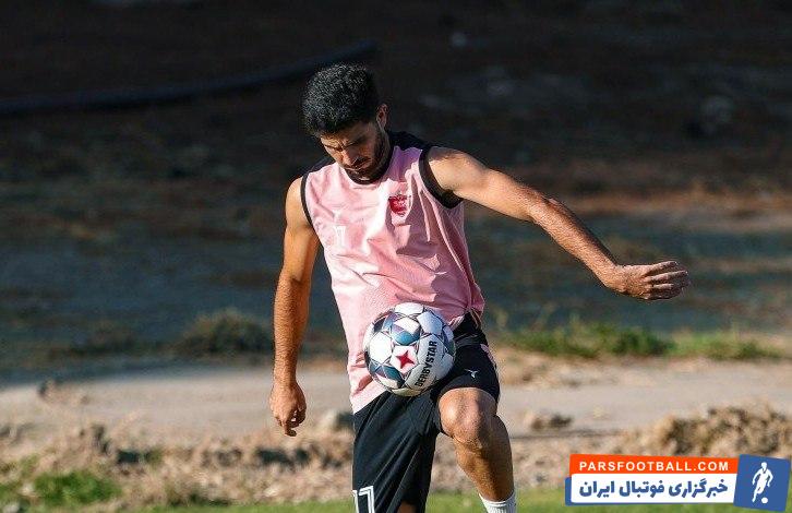 محمد خدابندهلو هافبک ۲۷ ساله پرسپولیس رهبر خط میانی تیم در فصل جاری