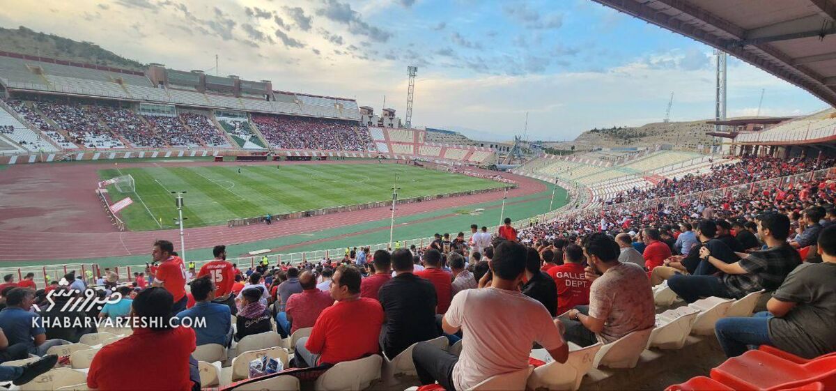 350877 ورزشگاه تبریز