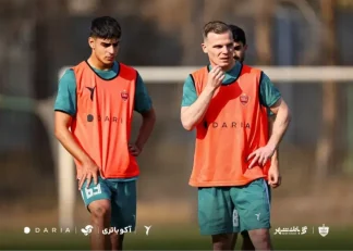 عکس ؛ تلاش دنیل گرا برای ثبت اولین دقایق بازی خود در فصل جدید با پیراهن پرسپولیس