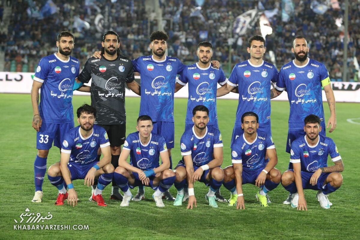 عکس تیمی استقلال مقابل گل گهر