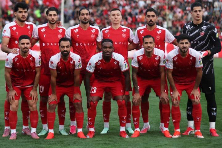 4733494 برتری دلچسب شاگردان تارتار برابر صنعت نفت با درخشش خارجیها/ پرواز پرسپولیس به رتبه دوم