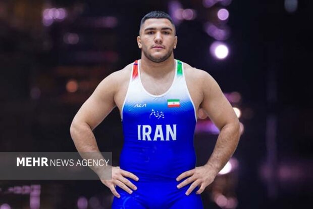 عظیمی و محمدنژاد در جمع مدعیان؛ نگاه اتحادیه جهانی به آزادکاران ایران
