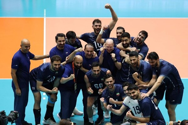 6202099 والیبال ایران فعلا قید المپیک را بزند؛ قهرمانی ناگویا را دستکم نگیرید