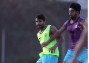 تصویری از حضور با انگیزه عارف غلامی در تمرین چادرملو پیش از دیدار با استقلال