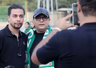 تصاویری از استقبال هواداران ذوب آهن از محمد ربیعی سرمربی جدید تیمشان
