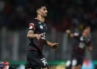 تلاش علیرضا عنایت‌زاده برای اثبات خود به مهدی تارتار در پرسپولیس