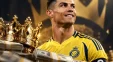 رونالدو جایزه بهترین بازیکن دیدار النصر مقابل الهلال به عبدالله الحمدان داد
