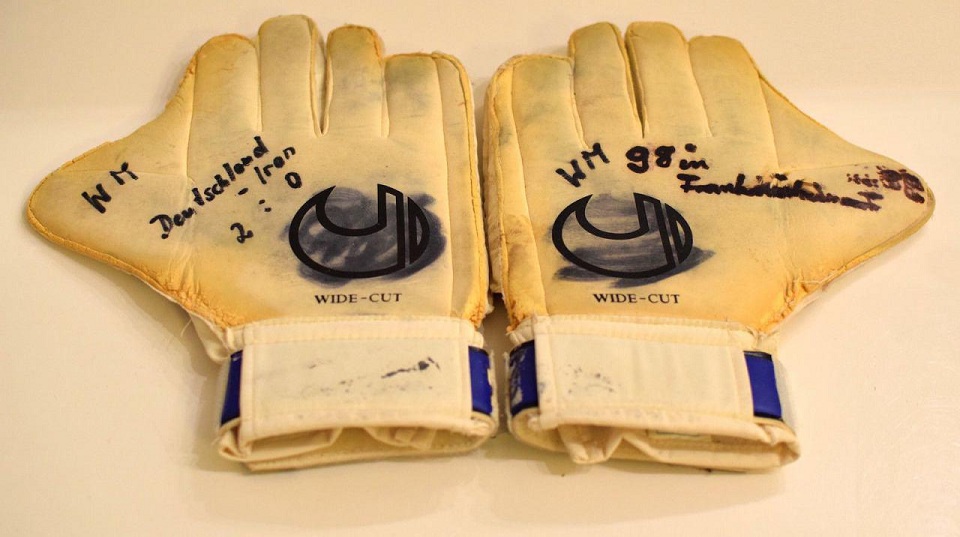 دستکش های عابدزاده