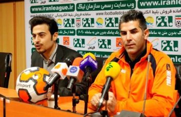 داوود فنایی