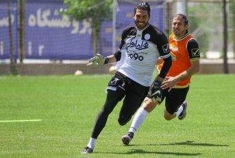 آندرانیک تیموریان و علیرضا حقیقی