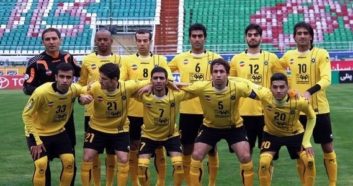 طلایی پوشان