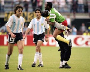 شکست آرژانتین مقابل کامرون در جام جهانی ۹۰
