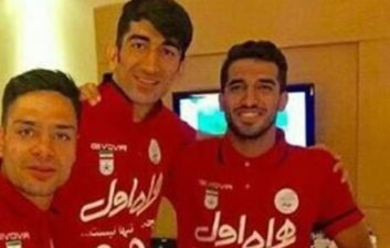 امیری در کنار دو پرسپولیسی