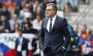 نباید اجازه