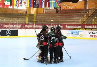 تیم اسکیت هاکی ایران