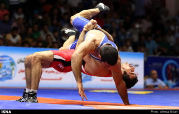 قرعه دشوار کشتی فرنگی