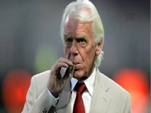 لئو بینهاکر