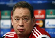 لئونید اسلاتسکی