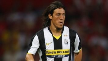 بازیکن سابق آتزوری - مائورو کامورانزی