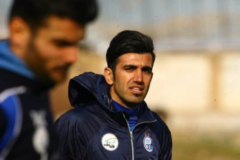 مهاجم استقلال